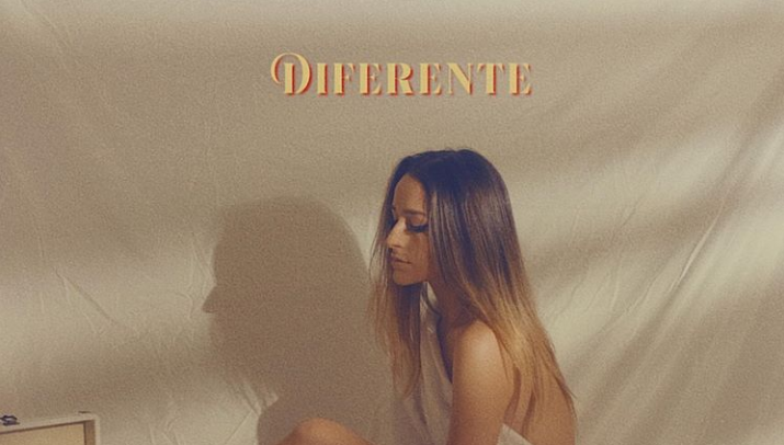 El nuevo single de Belén Aguilera no te dejará (in)Diferente