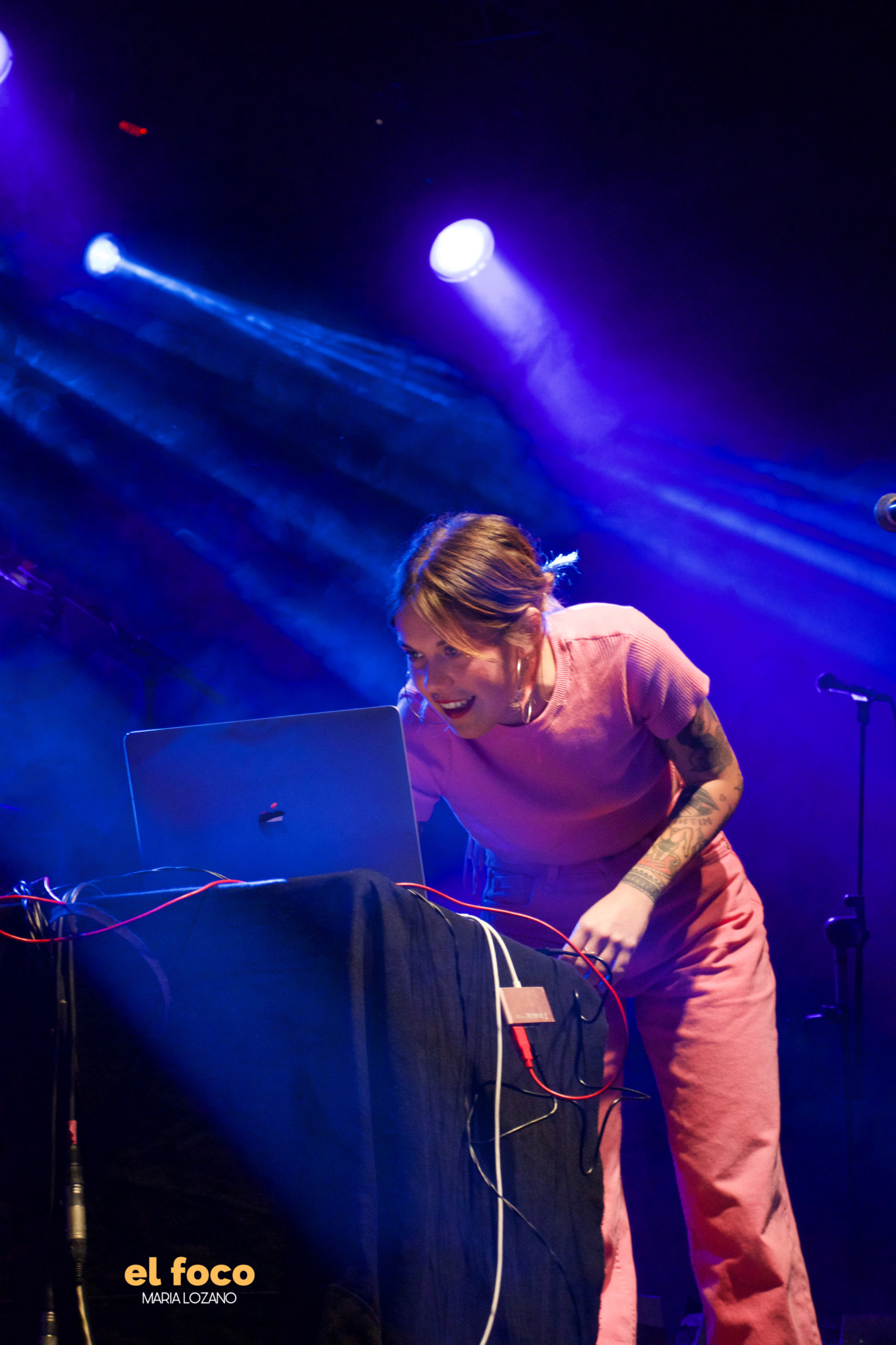 Buhos estrena nueva canción en Valencia El Foco