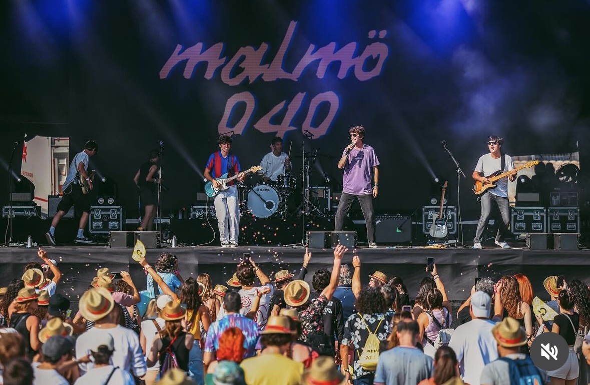 Los chicos de Malmö 040 sobre el escenario del Festival Cruïlla / Fuente: @cruillafestival (Instagram)