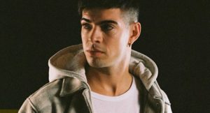 Serko nos transporta a la infancia con su nuevo single «Amigo Mío»