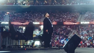 Velada del Año V: Conoce todos los artistas que cantarán durante la gala de boxeo más importante de nuestro país