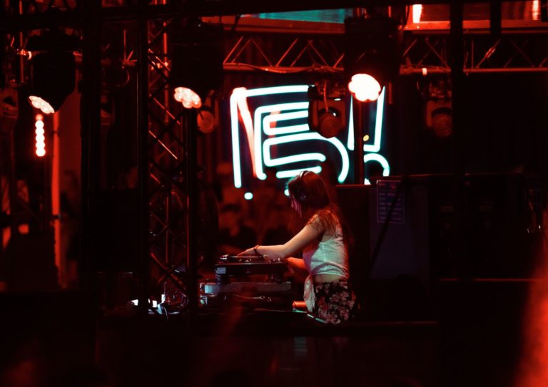 Brunch Elektronik Festival 2025 Del 7 al 10 de agosto | Barcelona Más de 90 artistas, 6 escenarios, dos localizaciones emblemáticas y un compromiso cultural y social en expansión