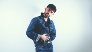 Iván Rojo reconstruye su historia en “29”, el debut más vulnerable del exconcursante de ‘OT2025’