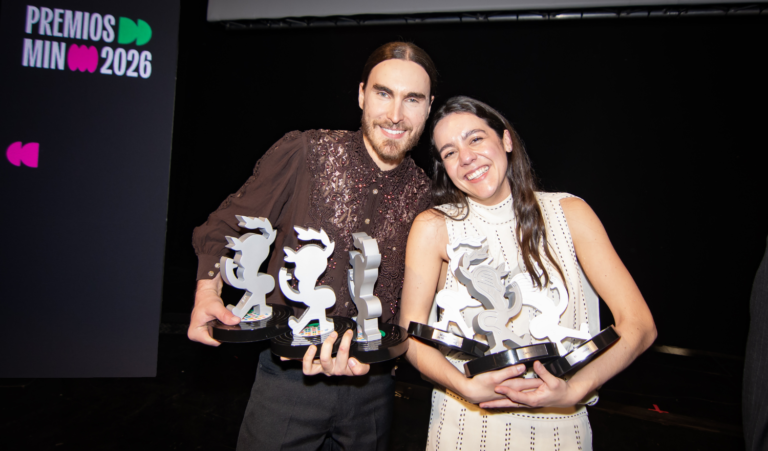 Valeria Castro y Carlos Ares grandes vencedores en los Premios MIN