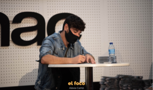 Cepeda firma «Con los pies en el suelo» en Barcelona #FirmasCLPEES