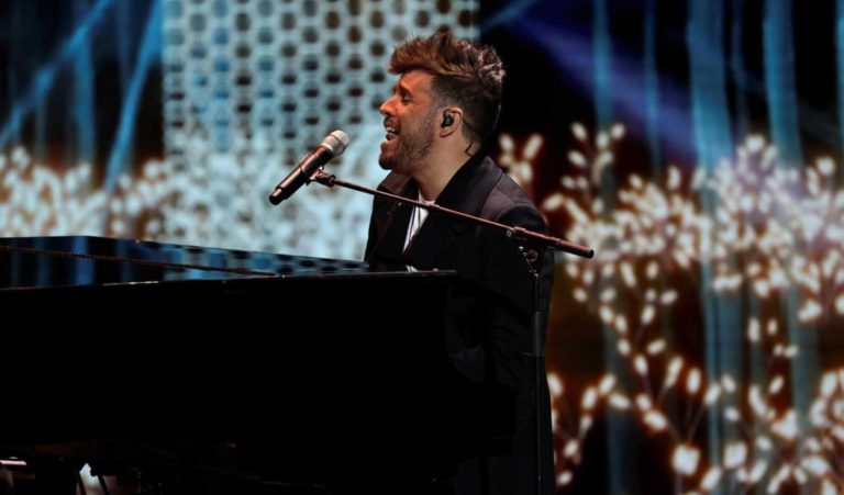 Pablo López: “En un momento del show, el público decidirá lo que quiere que cante”