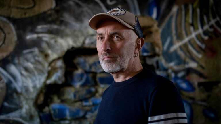 Yann Tiersen en España: Un Viaje de Piano Íntimo y Electrónica Expansiva