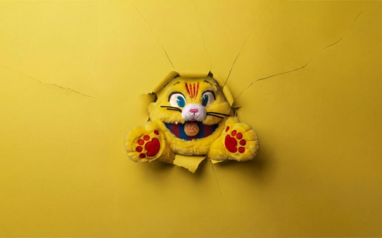 El peluche de CAT: una nueva tendencia culé que arrasa antes de Navidad